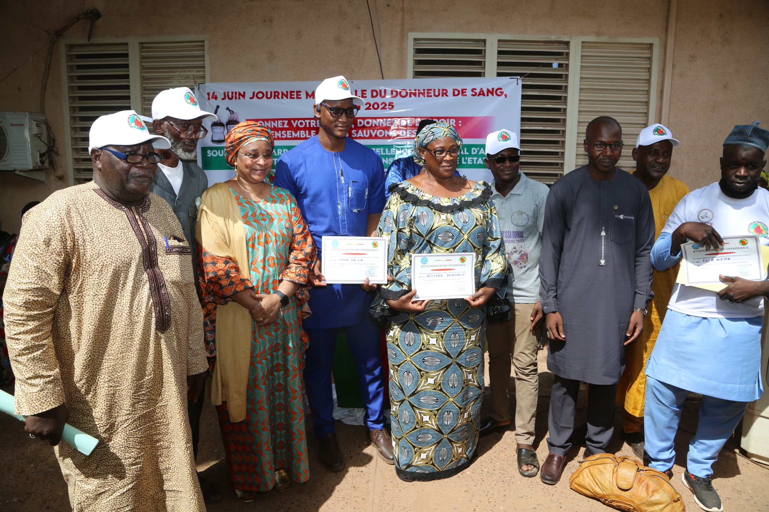Journée mondiale de donneur de sang : Le ministère de la Santé et du développement social engage une lutte pour intensifier la sensibilisation pour l’autosuffisance de la banque de sang